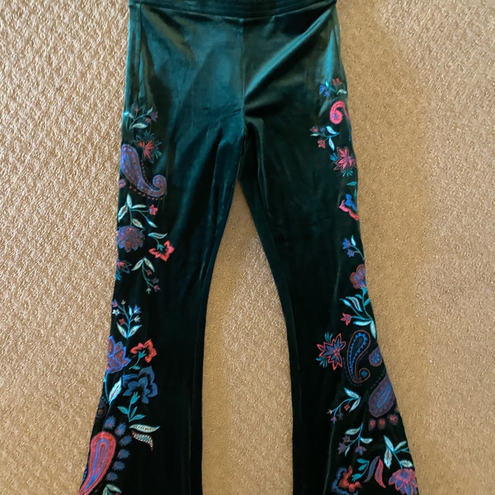 Driftwood Pull on Velvet Flare Pants